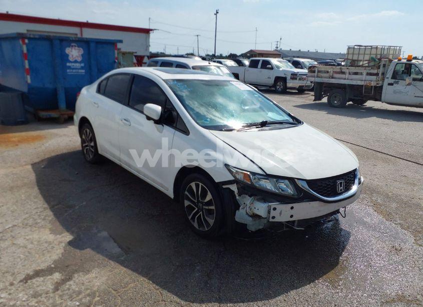 2015 Honda Civic EX (VIN 19XFB2F81FE030055) main photo