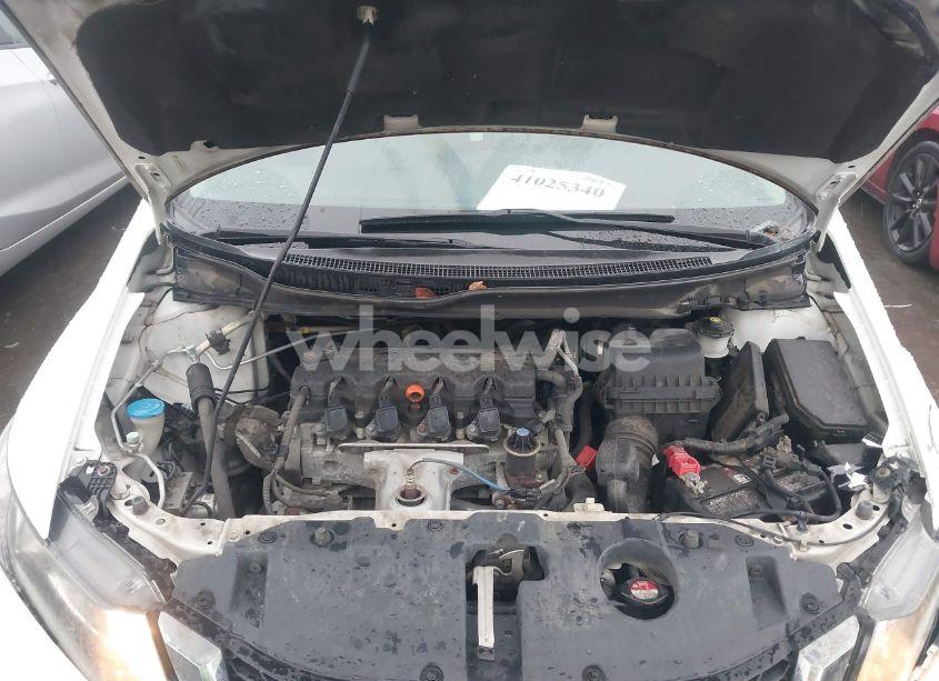 Photo 10 of 2013 Honda Civic EX (VIN 19XFB2F82DE021572)