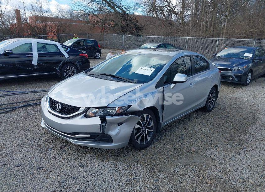 Photo 2 of 2013 Honda Civic EX (VIN 19XFB2F82DE071484)