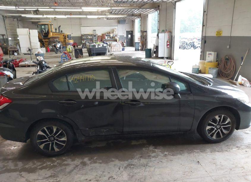 Photo 13 of 2013 Honda Civic EX (VIN 19XFB2F82DE246316)