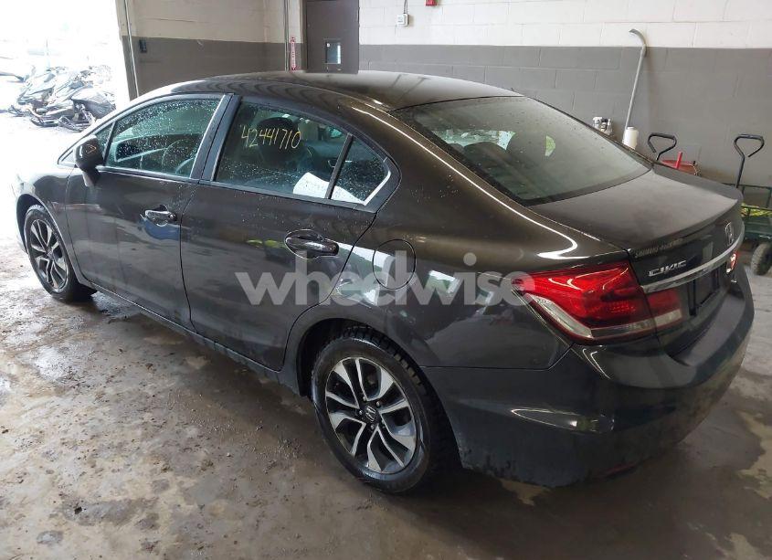 Photo 3 of 2013 Honda Civic EX (VIN 19XFB2F82DE246316)