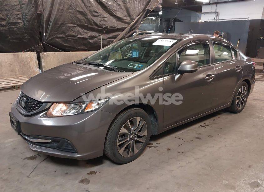 Photo 2 of 2013 Honda Civic EX (VIN 19XFB2F82DE250690)