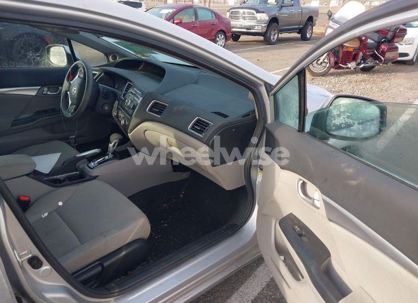 Photo 5 of 2013 Honda Civic EX (VIN 19XFB2F82DE287562)