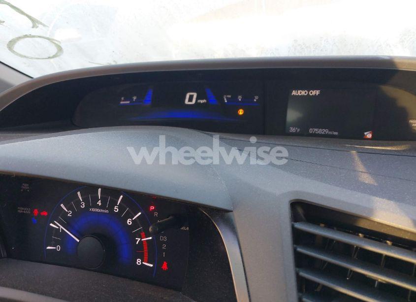 Photo 7 of 2012 Honda Civic EX (VIN 19XFB2F83CE073758)