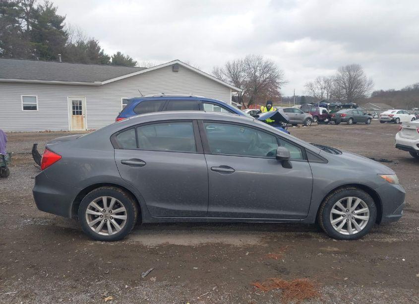 Photo 13 of 2012 Honda Civic EX (VIN 19XFB2F83CE351977)