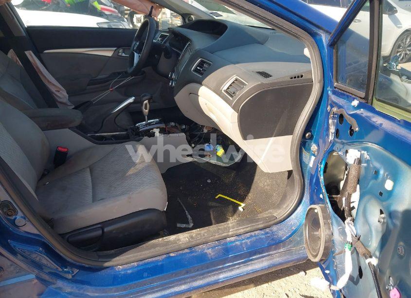 Photo 5 of 2014 Honda Civic EX (VIN 19XFB2F83EE077053)