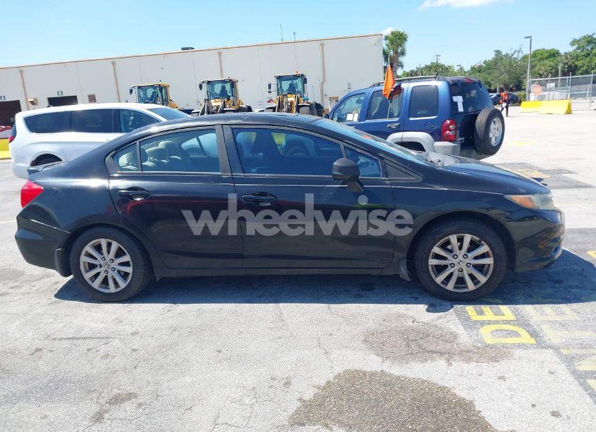 Photo 13 of 2012 Honda Civic EX (VIN 19XFB2F84CE057116)