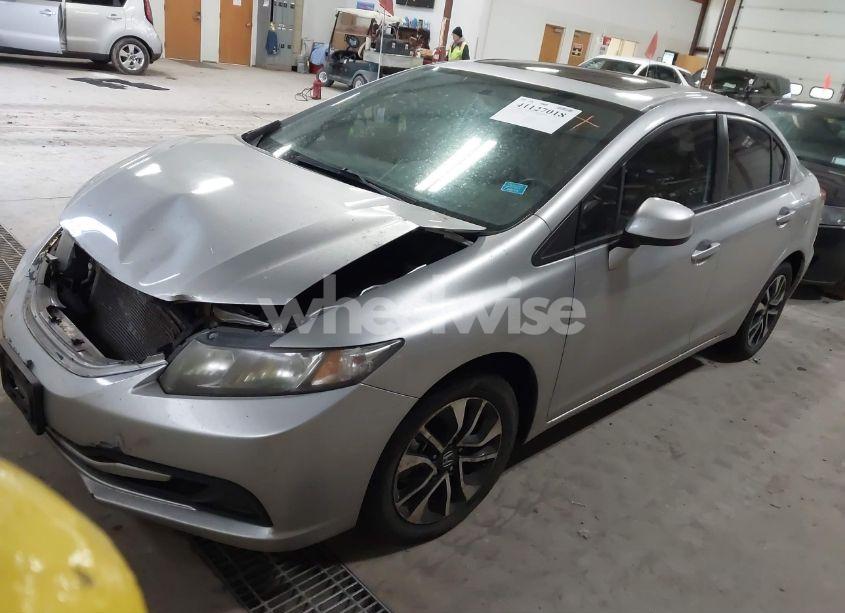 Photo 2 of 2013 Honda Civic EX (VIN 19XFB2F84DE024540)