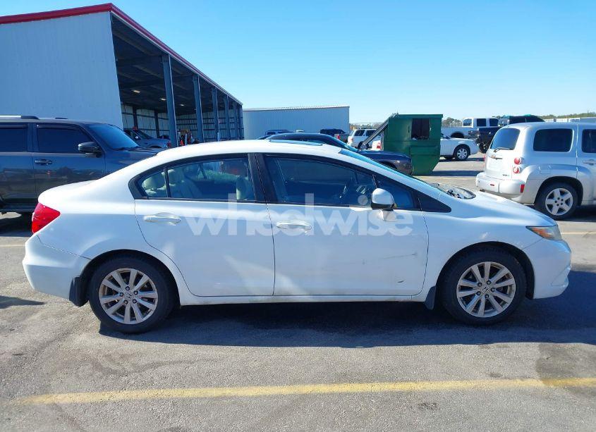 Photo 13 of 2012 Honda Civic EX (VIN 19XFB2F85CE060106)