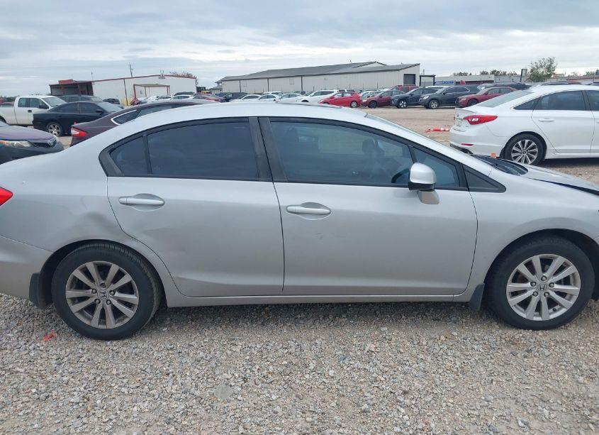 Photo 13 of 2012 Honda Civic EX (VIN 19XFB2F85CE065497)