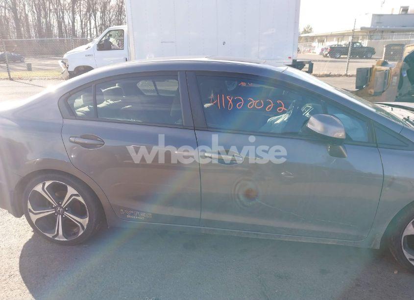 Photo 13 of 2013 Honda Civic EX (VIN 19XFB2F85DE252823)