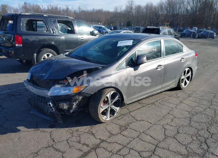 Photo 2 of 2013 Honda Civic EX (VIN 19XFB2F85DE252823)