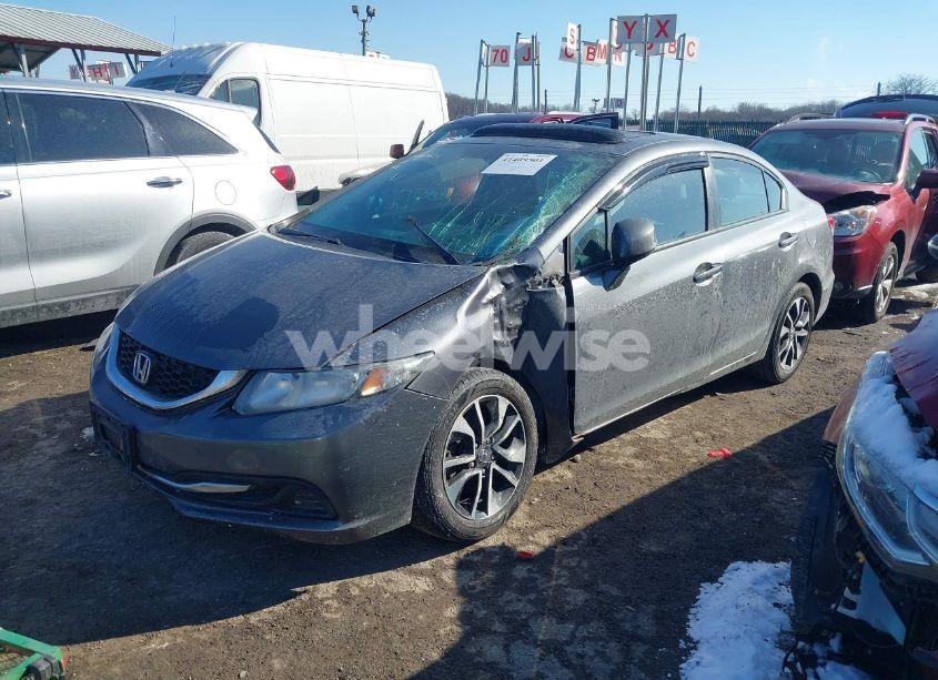 Photo 2 of 2013 Honda Civic EX (VIN 19XFB2F85DE267550)