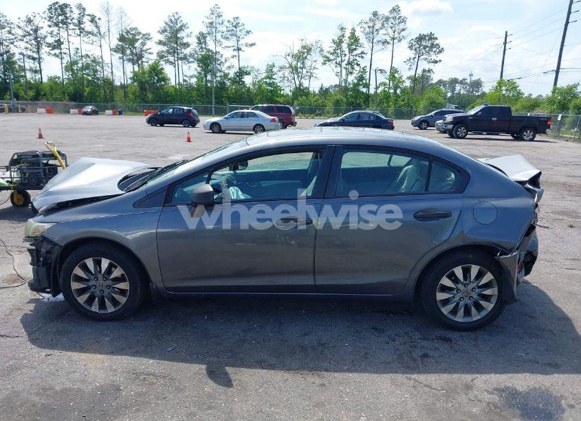 Photo 14 of 2013 Honda Civic EX (VIN 19XFB2F87DE041736)