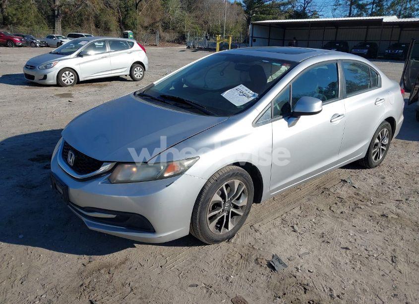 Photo 2 of 2013 Honda Civic EX (VIN 19XFB2F87DE074509)