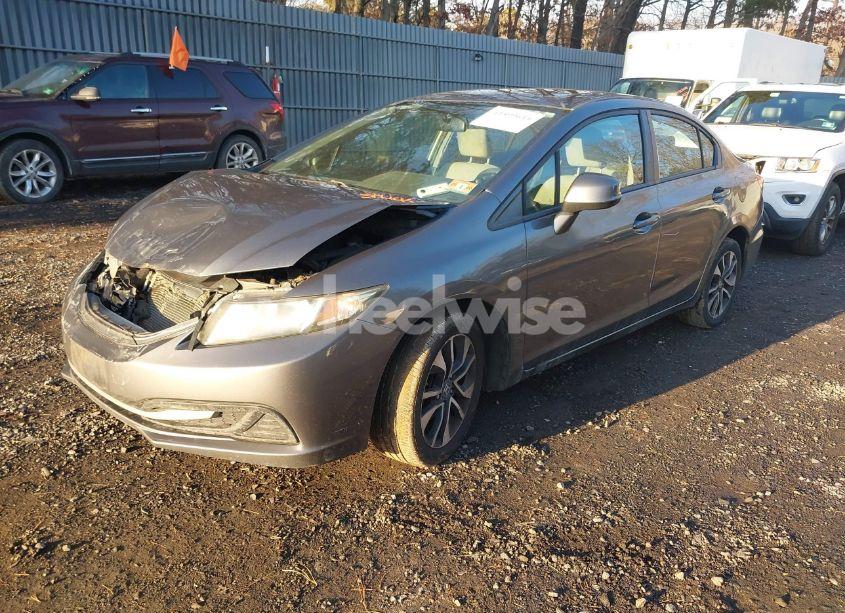 Photo 2 of 2013 Honda Civic EX (VIN 19XFB2F87DE272930)