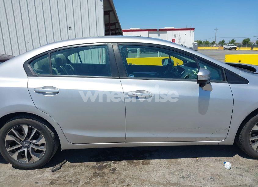 Photo 13 of 2015 Honda Civic EX (VIN 19XFB2F87FE211127)