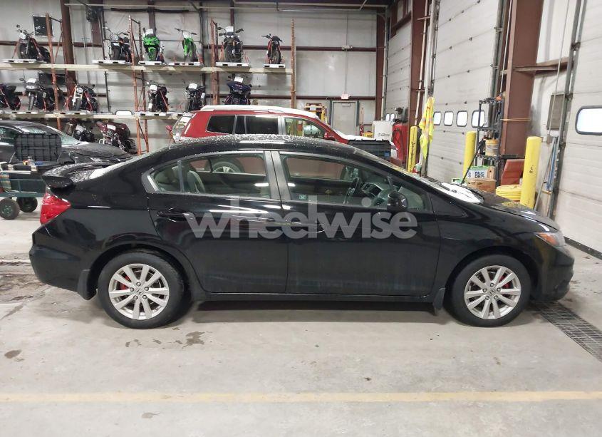 Photo 13 of 2012 Honda Civic EX (VIN 19XFB2F88CE057135)