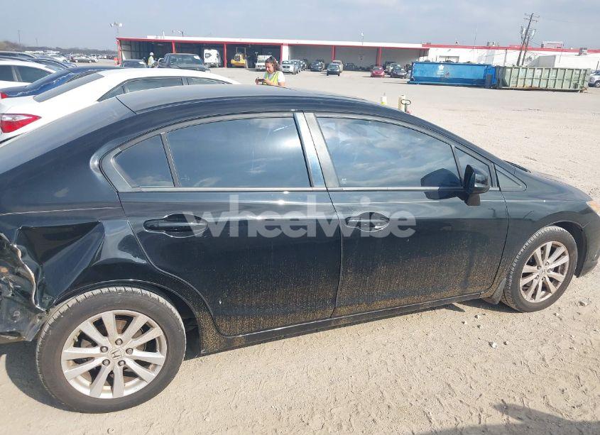 Photo 13 of 2012 Honda Civic EX (VIN 19XFB2F88CE063176)