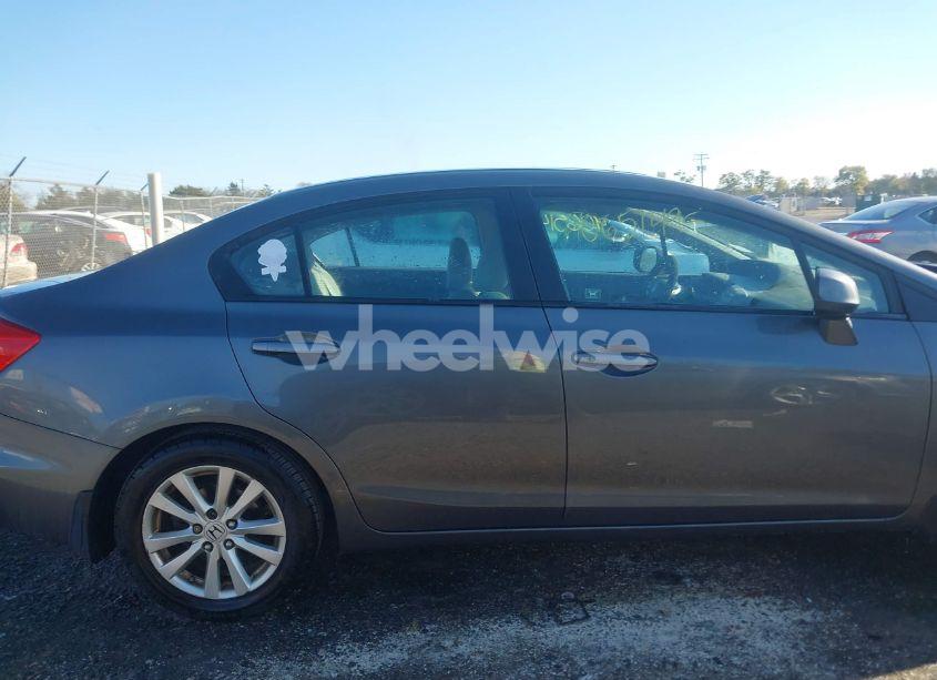 Photo 13 of 2012 Honda Civic EX (VIN 19XFB2F89CE312505)