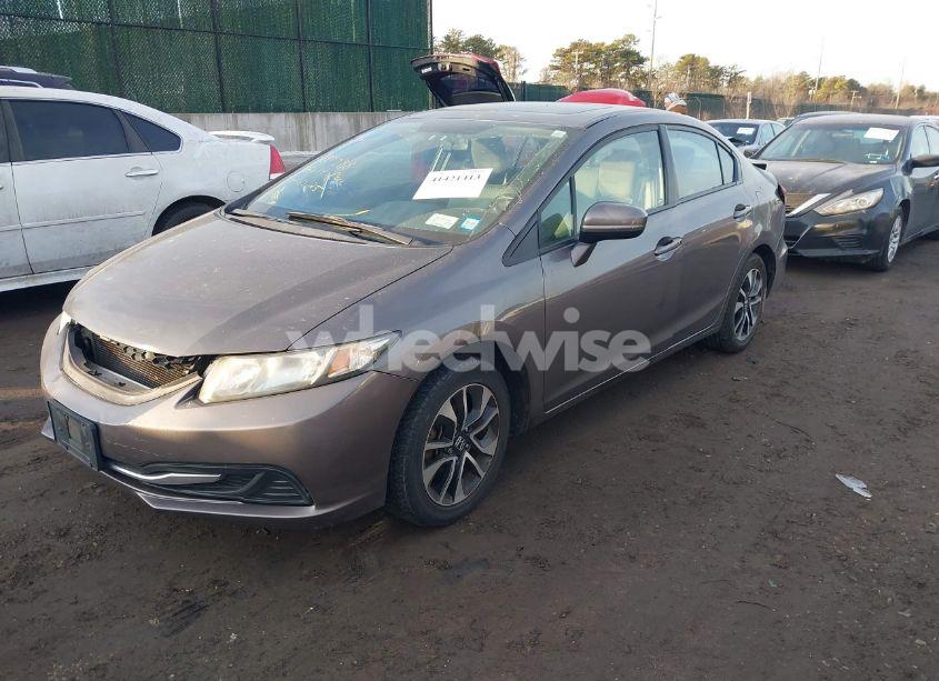 Photo 2 of 2015 Honda Civic EX (VIN 19XFB2F89FE210089)