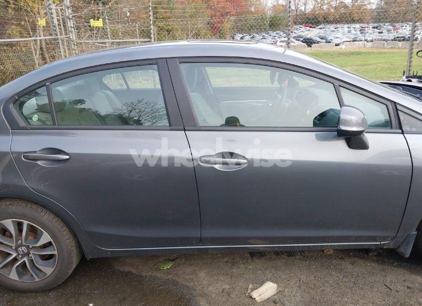 Photo 13 of 2013 Honda Civic EX (VIN 19XFB2F8XDE024137)