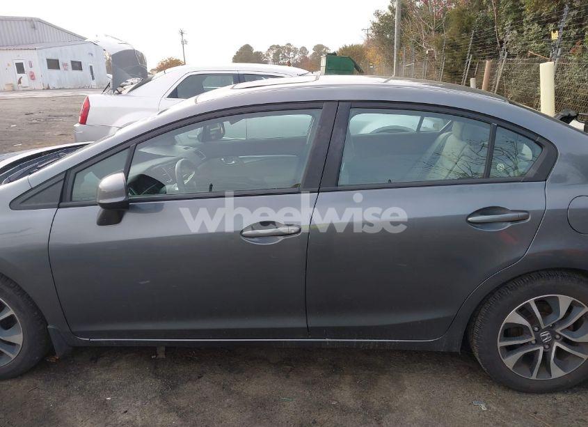 Photo 14 of 2013 Honda Civic EX (VIN 19XFB2F8XDE024137)