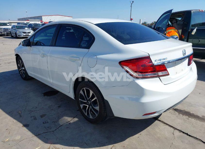 Photo 3 of 2014 Honda Civic EX (VIN 19XFB2F8XEE071816)