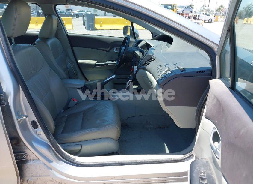 Photo 5 of 2012 Honda Civic EX-L (VIN 19XFB2F90CE330545)