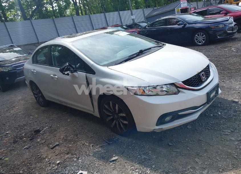2015 Honda Civic EX-L (VIN 19XFB2F90FE215772) main photo