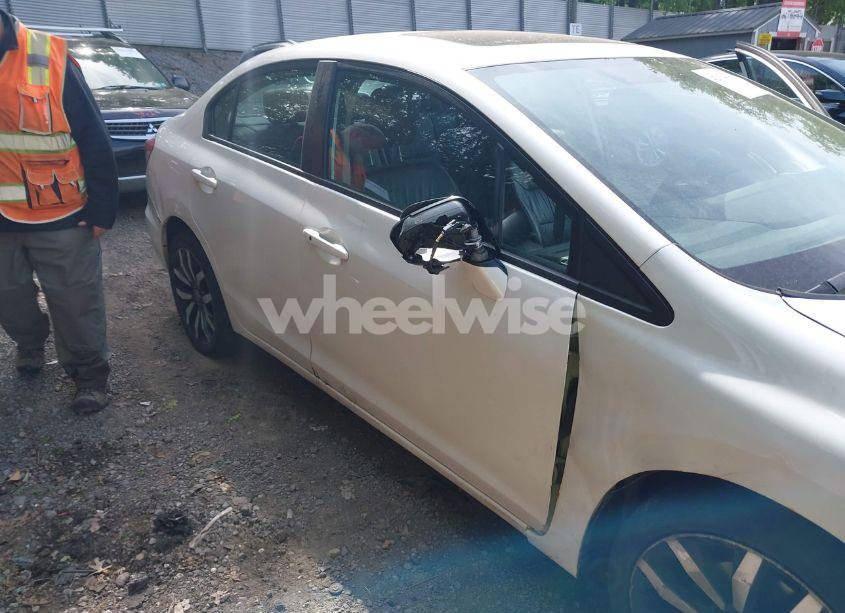 Photo 17 of 2015 Honda Civic EX-L (VIN 19XFB2F90FE215772)