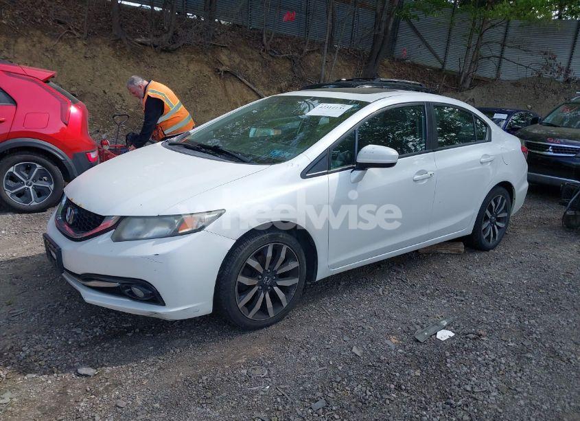 Photo 2 of 2015 Honda Civic EX-L (VIN 19XFB2F90FE215772)