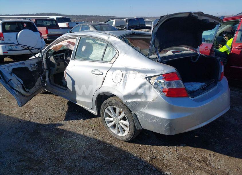 Photo 3 of 2012 Honda Civic SDN EX-L (VIN 19XFB2F91CE041805)