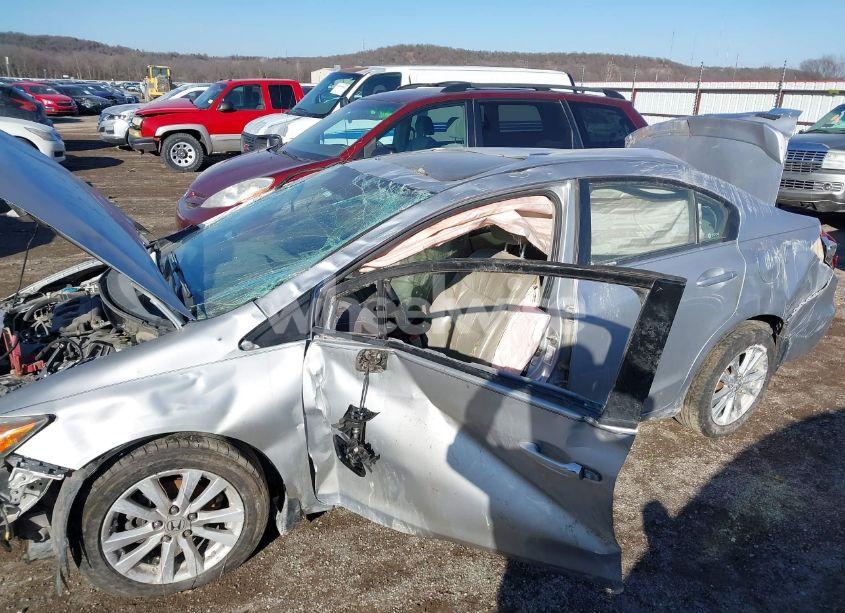 Photo 6 of 2012 Honda Civic SDN EX-L (VIN 19XFB2F91CE041805)