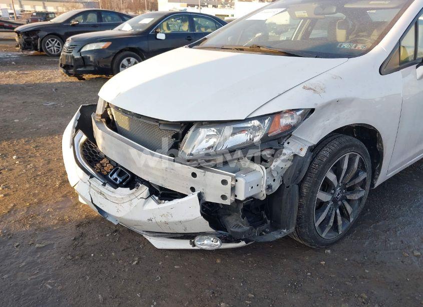 Photo 6 of 2014 Honda Civic EX-L (VIN 19XFB2F91EE275137)