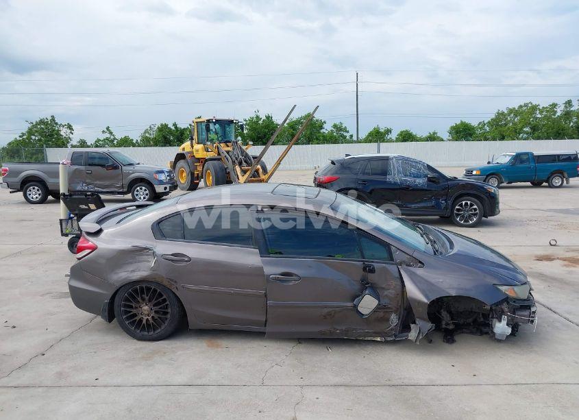 Photo 13 of 2015 Honda Civic EX-L (VIN 19XFB2F91FE036852)