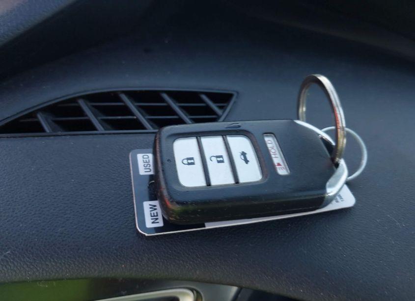 Photo 11 of 2015 Honda Civic EX-L (VIN 19XFB2F91FE074713)