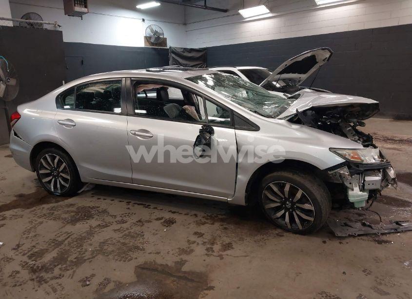 2015 Honda Civic EX-L (VIN 19XFB2F91FE222777) main photo