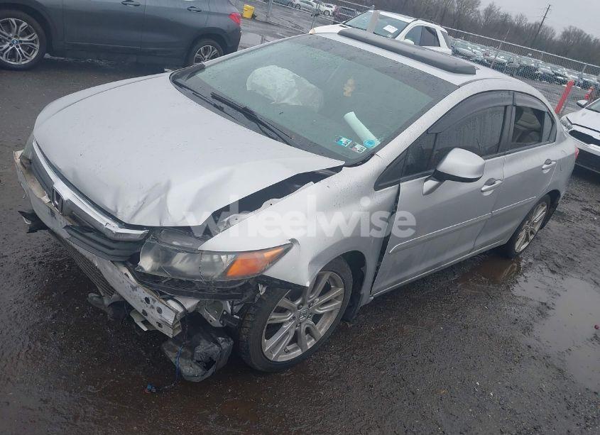 Photo 2 of 2012 Honda Civic EX-L (VIN 19XFB2F92CE340977)