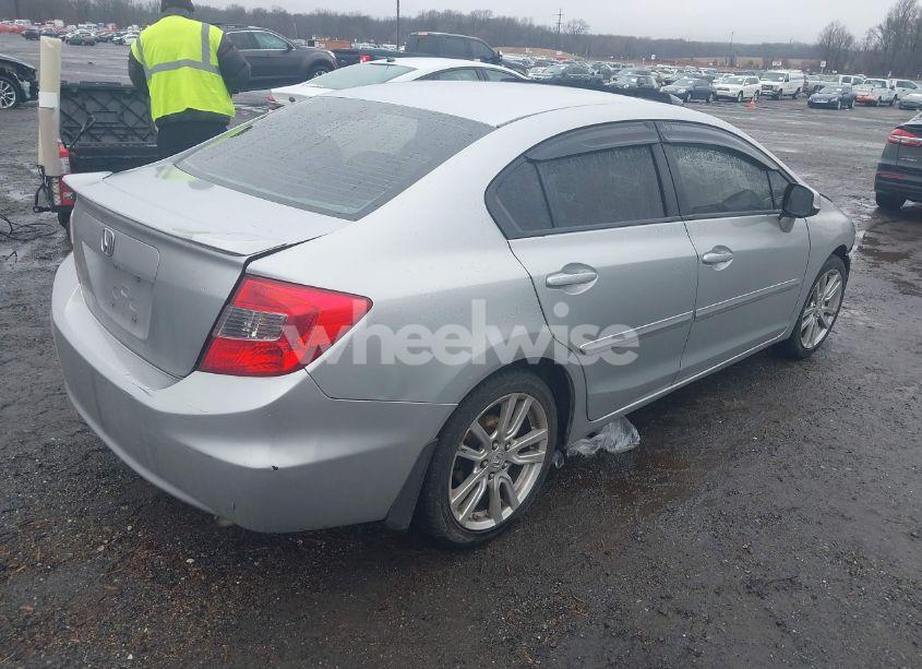 Photo 4 of 2012 Honda Civic EX-L (VIN 19XFB2F92CE340977)