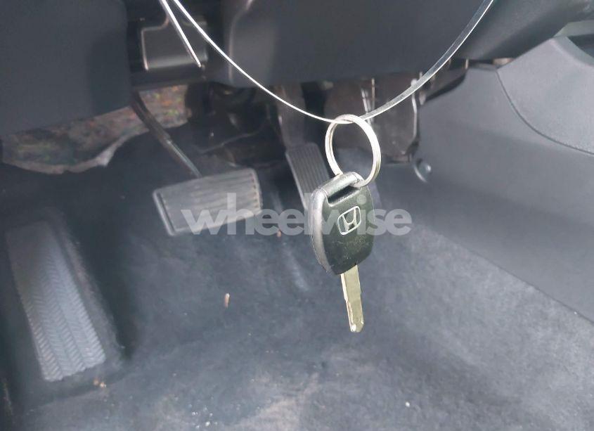 Photo 11 of 2013 Honda Civic EX-L (VIN 19XFB2F92DE010418)