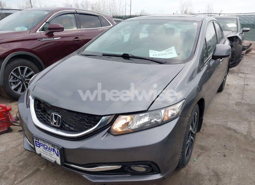 Photo 2 of 2013 Honda Civic EX-L (VIN 19XFB2F92DE012508)