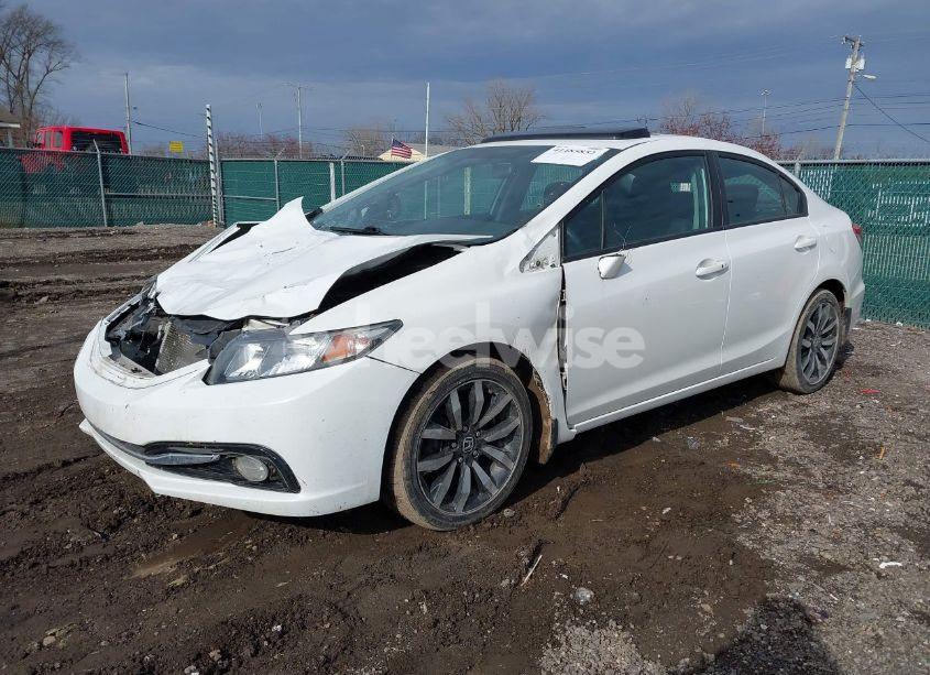 Photo 2 of 2014 Honda Civic EX-L (VIN 19XFB2F92EE008217)