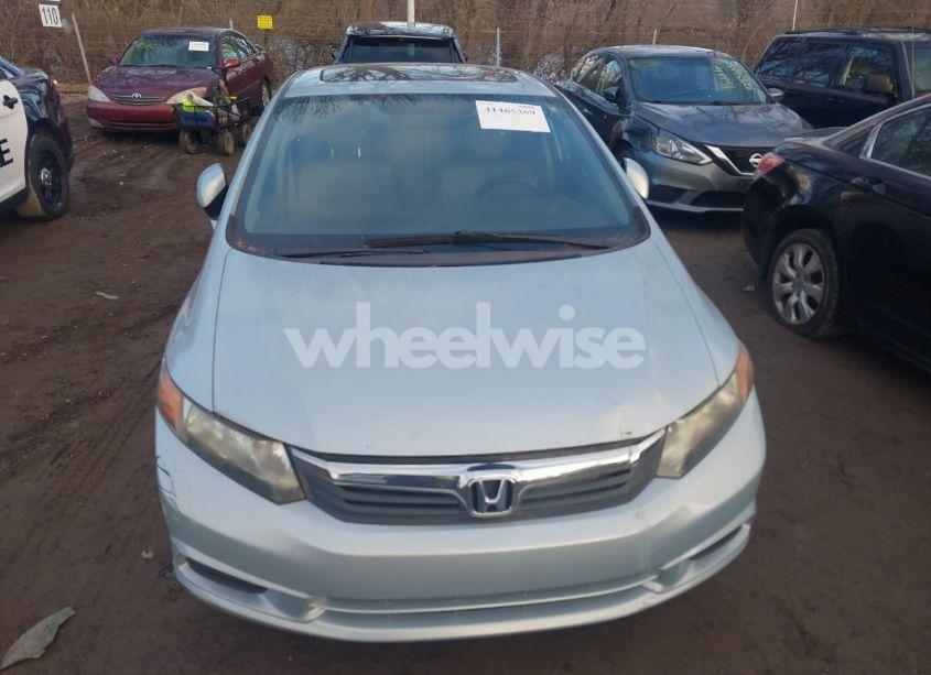 Photo 6 of 2012 Honda Civic EX-L (VIN 19XFB2F93CE011589)