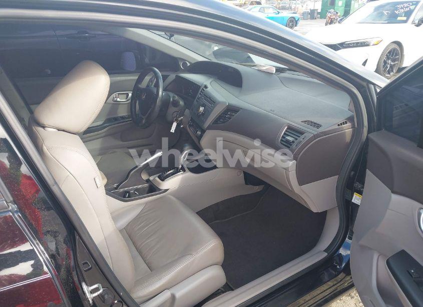 Photo 5 of 2012 Honda Civic EX-L (VIN 19XFB2F93CE052482)