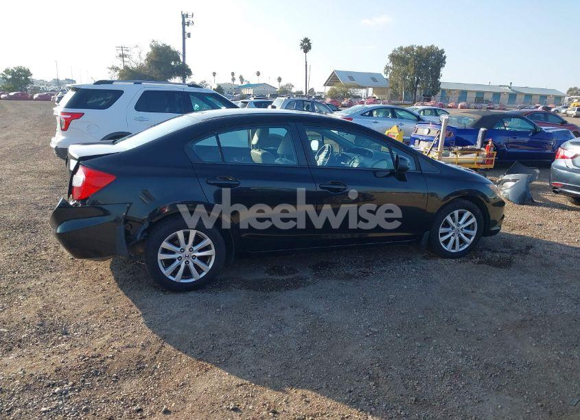 Photo 13 of 2012 Honda Civic EX-L (VIN 19XFB2F93CE300424)
