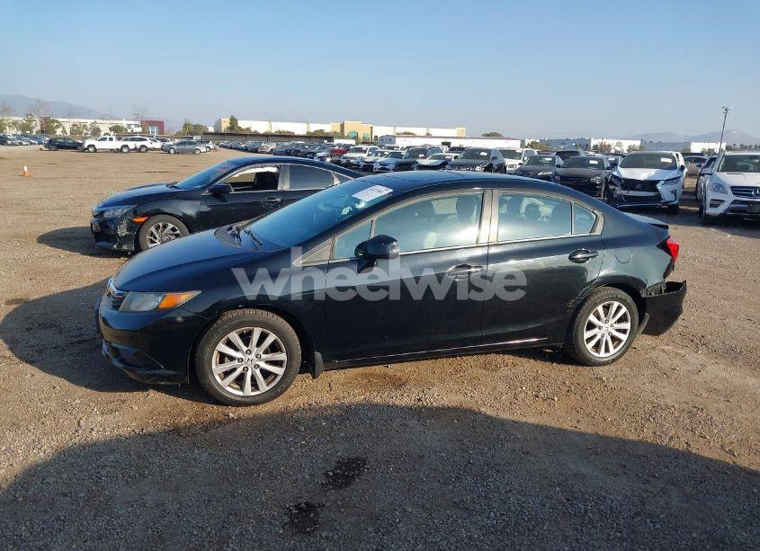 Photo 14 of 2012 Honda Civic EX-L (VIN 19XFB2F93CE300424)