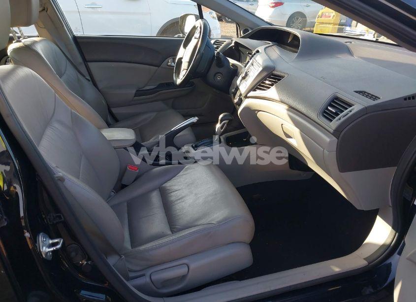 Photo 5 of 2012 Honda Civic EX-L (VIN 19XFB2F93CE300424)