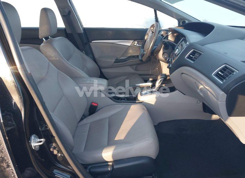 Photo 5 of 2013 Honda Civic EX-L (VIN 19XFB2F93DE048739)