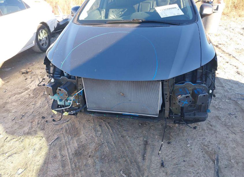 Photo 6 of 2013 Honda Civic EX-L (VIN 19XFB2F93DE054282)